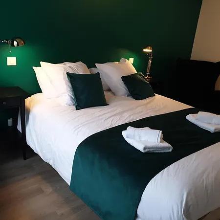 Дом отдыха Maison De Situee A 8 Kms Du Mont St Michel Понторсон